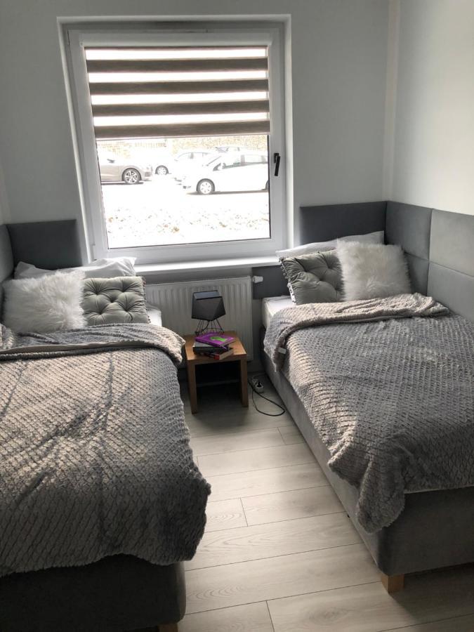 Apartament Happiness Jelenia Góra Extérieur photo